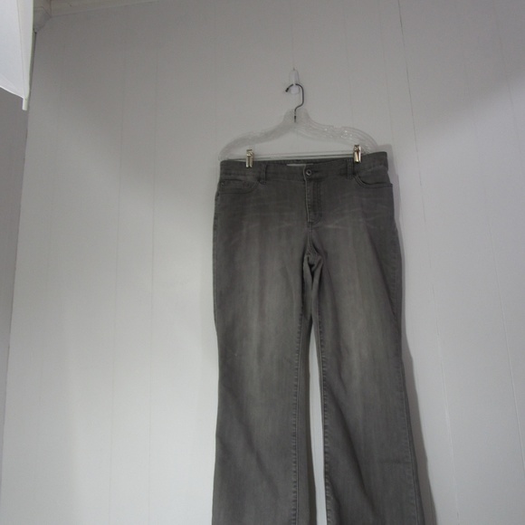 Chico's Platinum straight leg jeans chico sz 2 sht - Picture 2 of 8